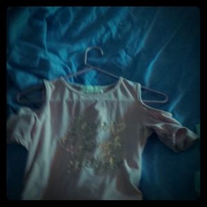 Off shoulder t shirt